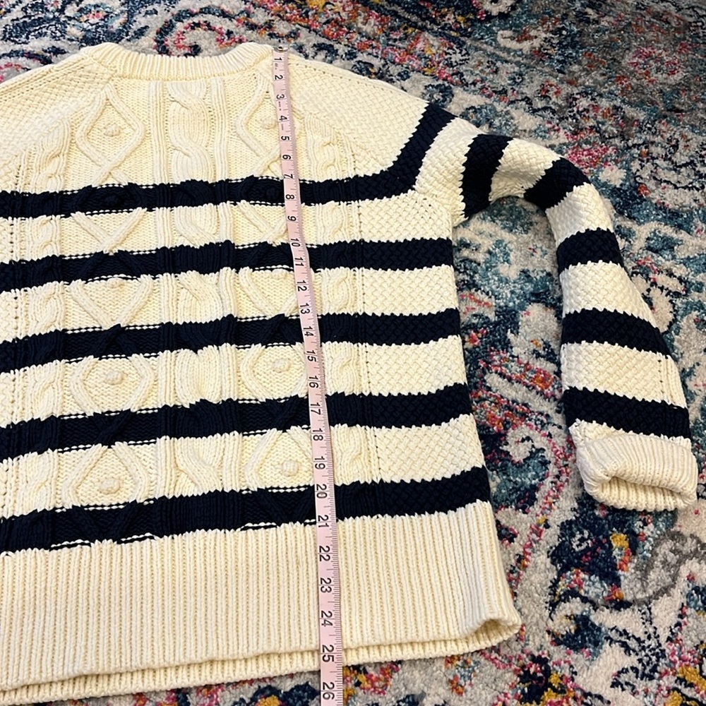 Vineyard Vines navy cream striped crewneck fisherman chunky sweater M - Picture 11 of 11